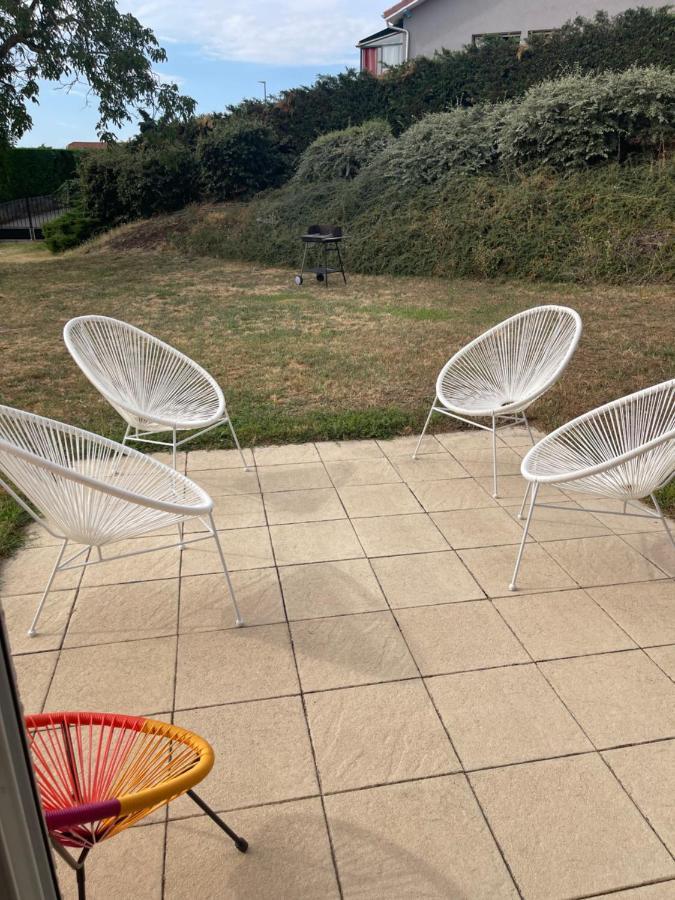 Hostal Au Jardin De Papy Veranne Exterior foto